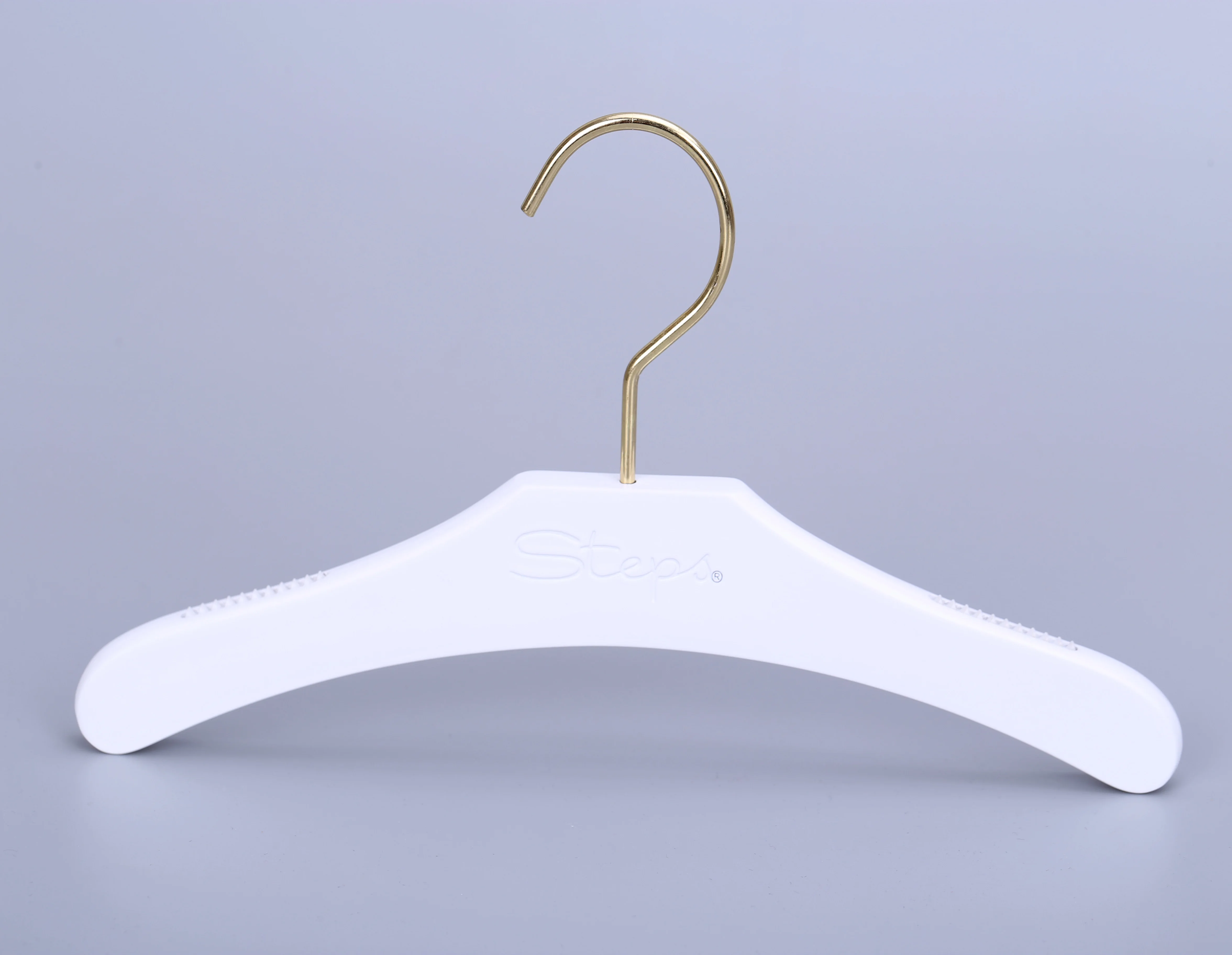 Wholesale cute baby clothes wooden hanger material white color