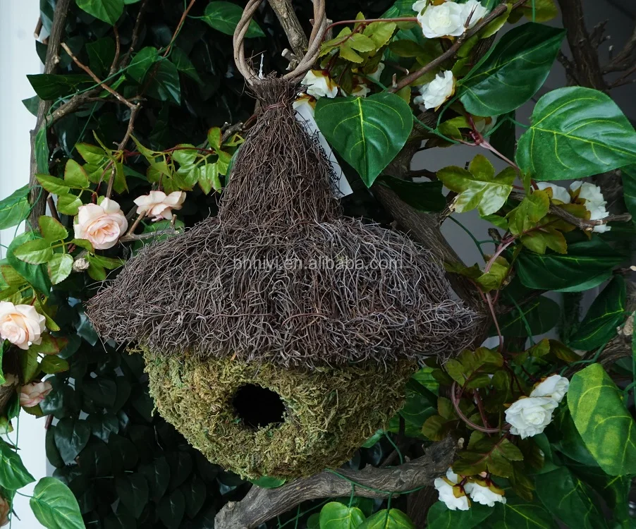 Wholesale Natural Handmade Moss Rattan Hanging Bird House Cage Hut Nest For Wild Bird Resting Place Roosting Pocket Outside