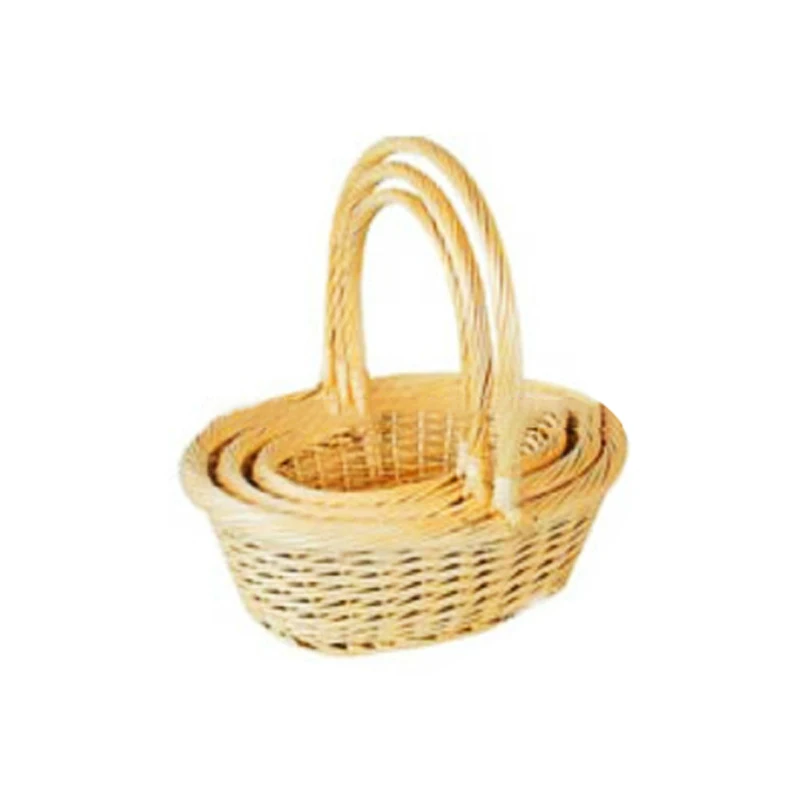 Specializing in the production of wicker oval fruit baskets