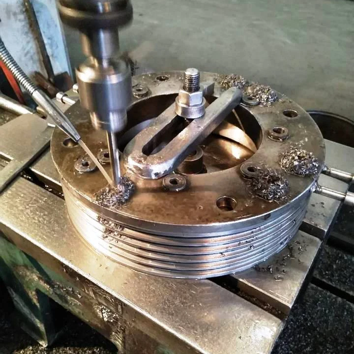 Чугунный роликовый шкив для лифтовой тяговой машины