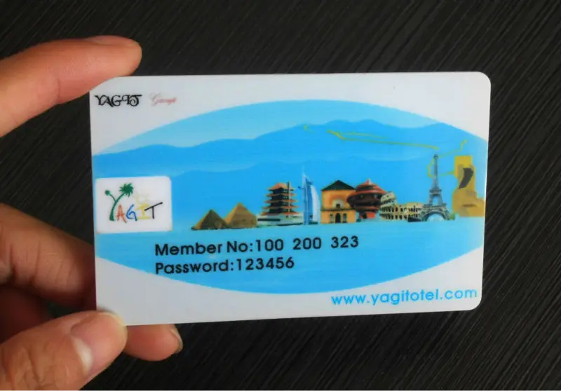 Custom logo name contact number and email id information printed amazon gift cards pvc  id card with chip