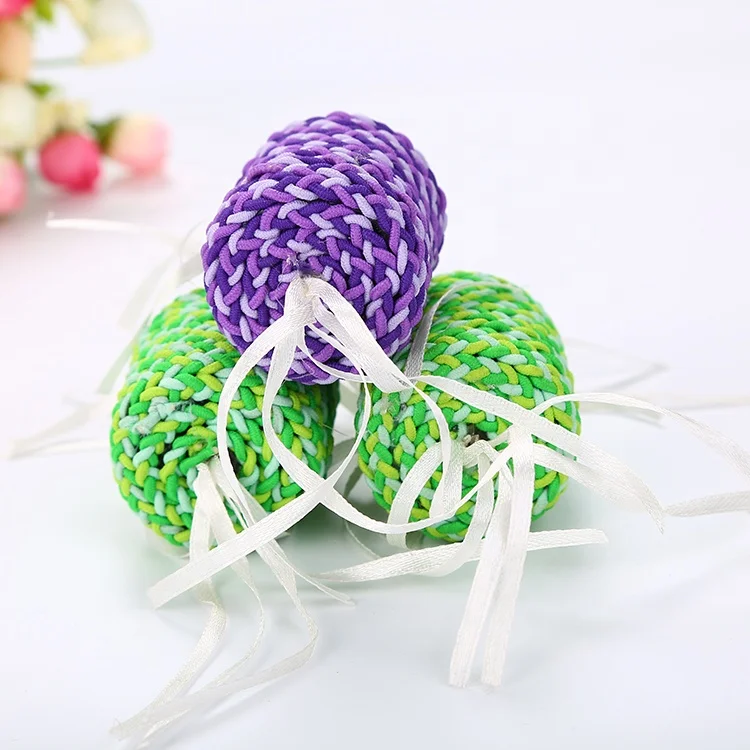 Экологически чистый дешевый вращающийся мяч, игрушка для кошек с кисточками, Интерактивная Когтеточка, игрушка