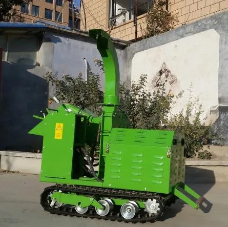 China Cheap price crawler  wood chipper /  pto driven wood chipper shredder / chip wood machine for sale