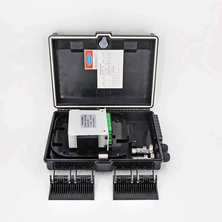 FTTH waterproof plastic fiber optic Cable PLC splitter 16 core outdoor distribution box