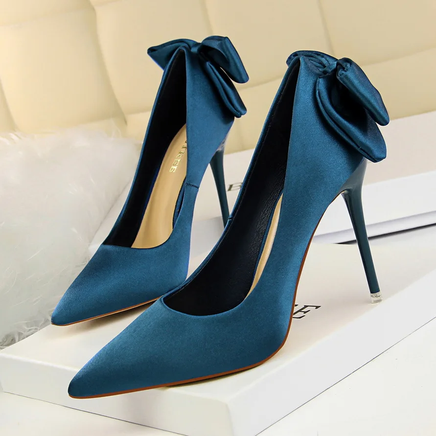 Korean fashion beautiful women dress stiletto slim thin satin back bow high heel shoes