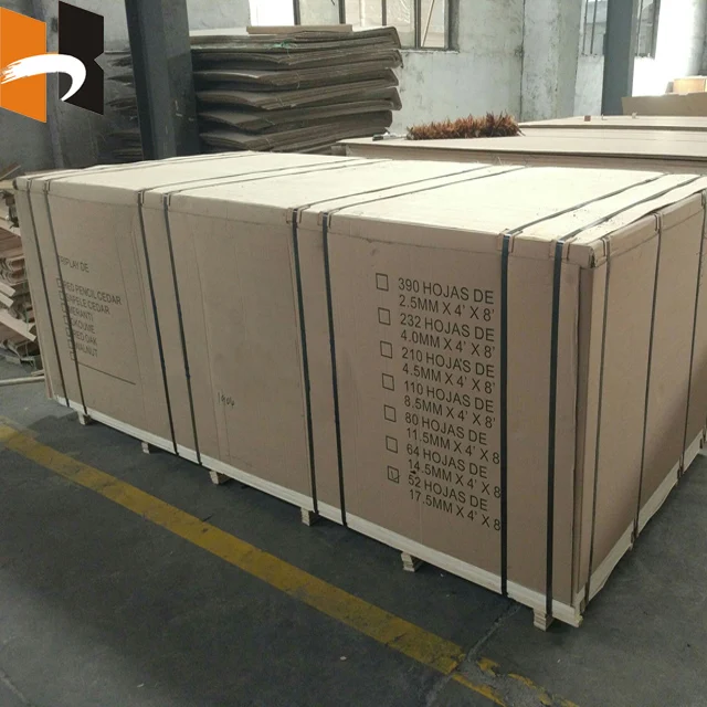 5.2mm decorative laminated oak plywood wall panel