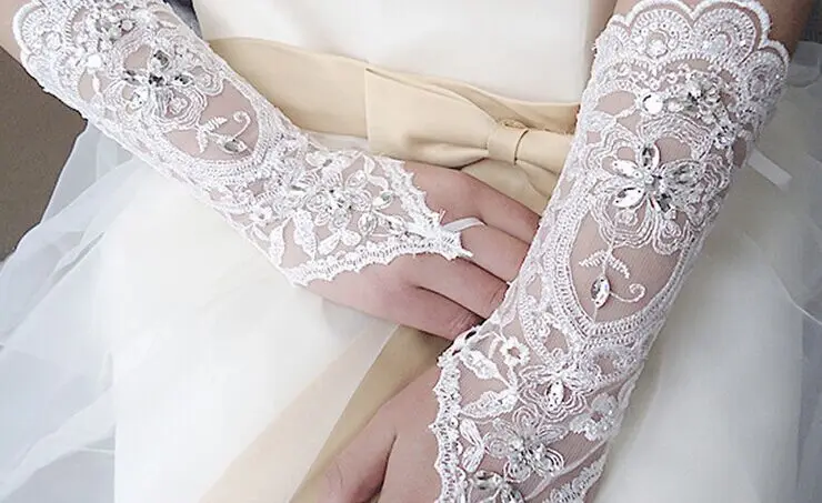 
ZH2425G New Hot Sale 1Pair Fingerless Lace Wedding Gloves Fashion White,Ivory Bridal Gloves With Ring Bracelet 