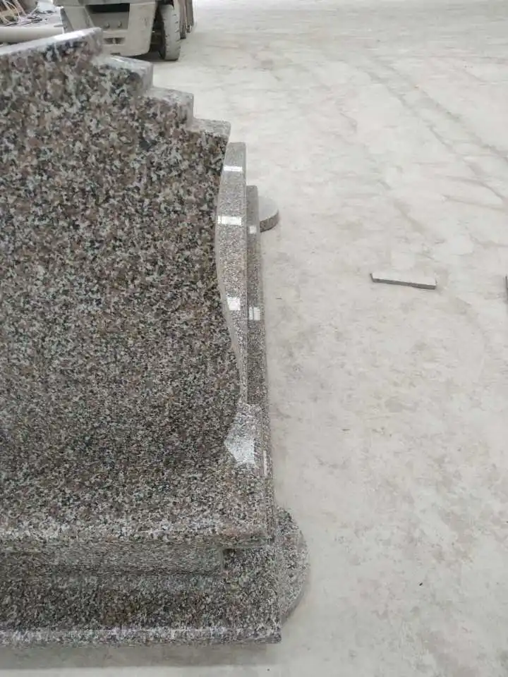 Poland/European style cherry red granite tombstone/gravestone/monument