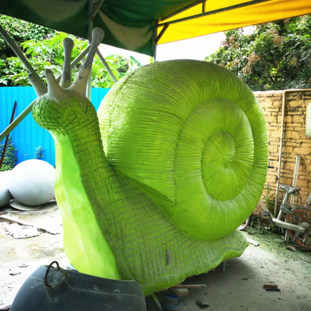 high quality giant green and blue snail fiberglass cartoon statue for sale