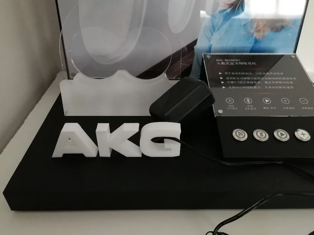 new original designed high end headphone display stand for AKG brand