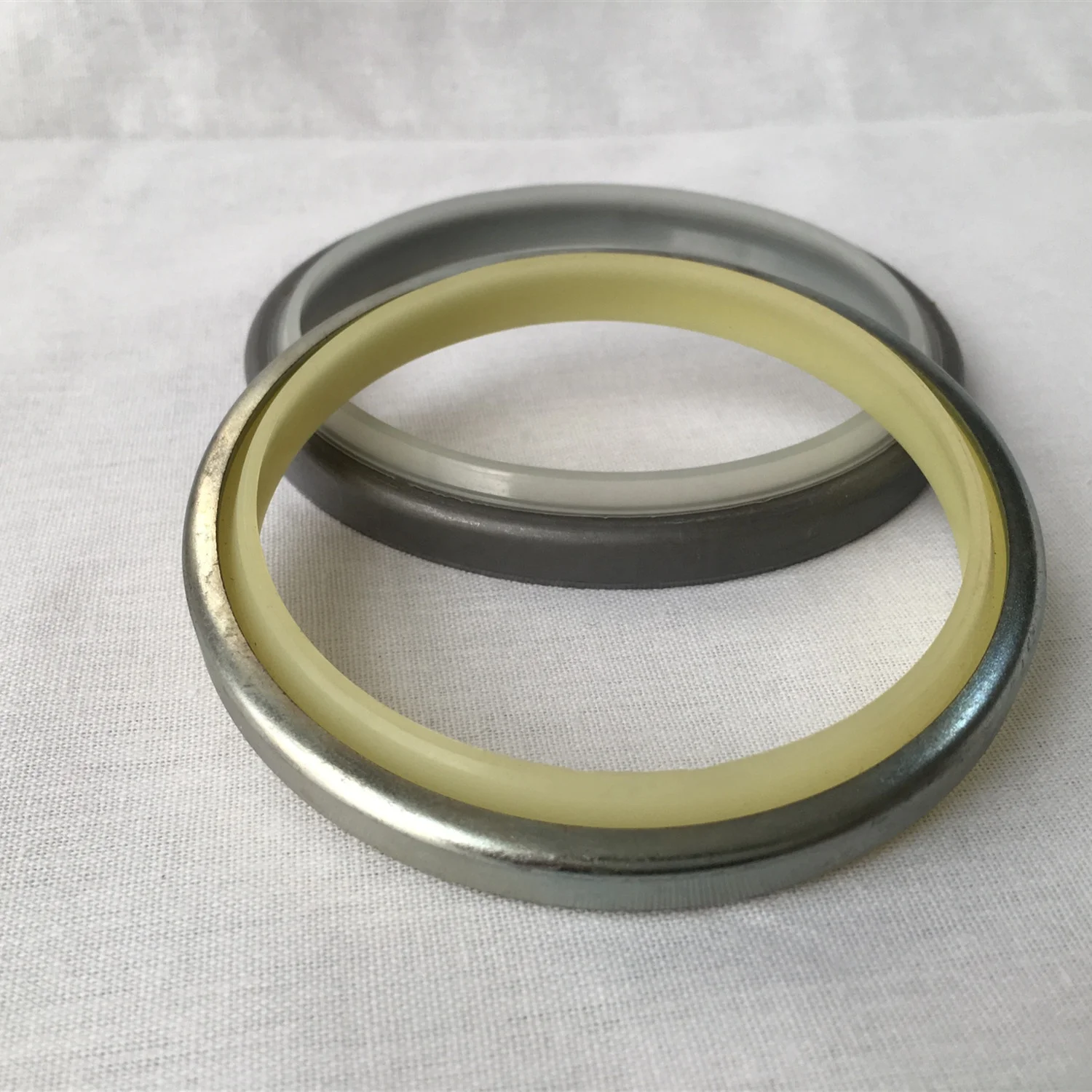 pin dust seal VAY ,wiper seal