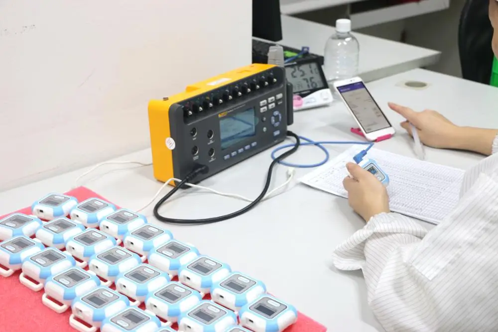 LCD Pulse Rate Digital Wrist Tech blood pressure monitor and sleep apnea treatment