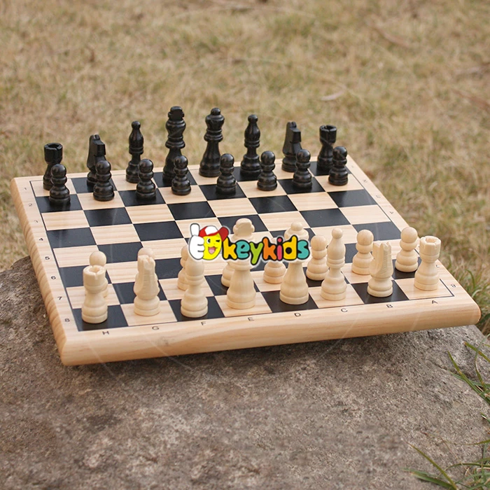 2023 Wholesale cheap kids wooden international high quality children wooden international chess W11A053