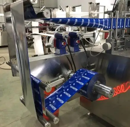 High Speed  new automatic four side sealing single wet tissue wet wipes production line making machine for cleaning