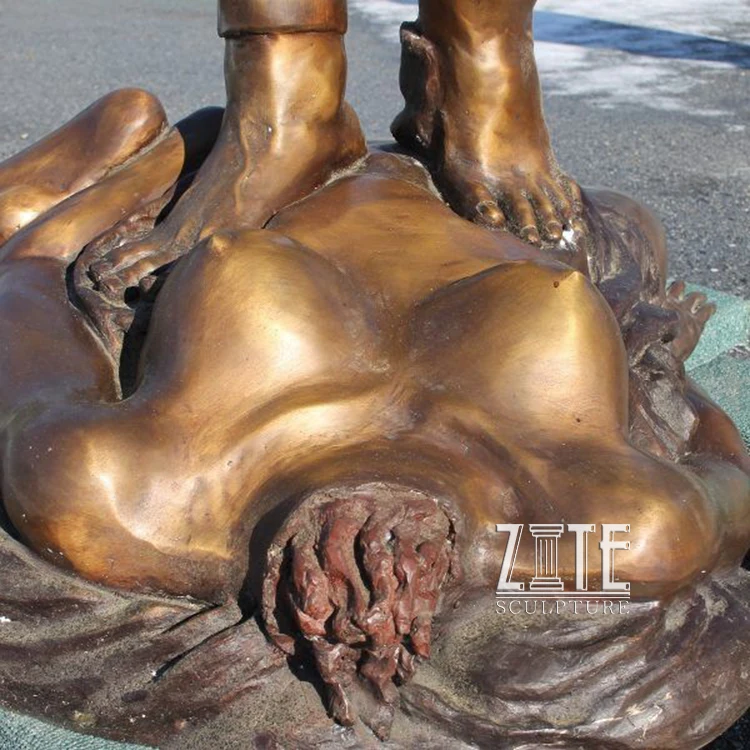 High Quality Indoor Bronze Art Myth Perseus Slaying Medusa Statue