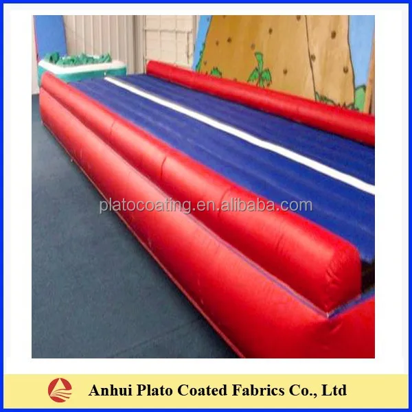 
inflatable gym mat made in pvc knife coated vinyl fabric by professional manufacturer 