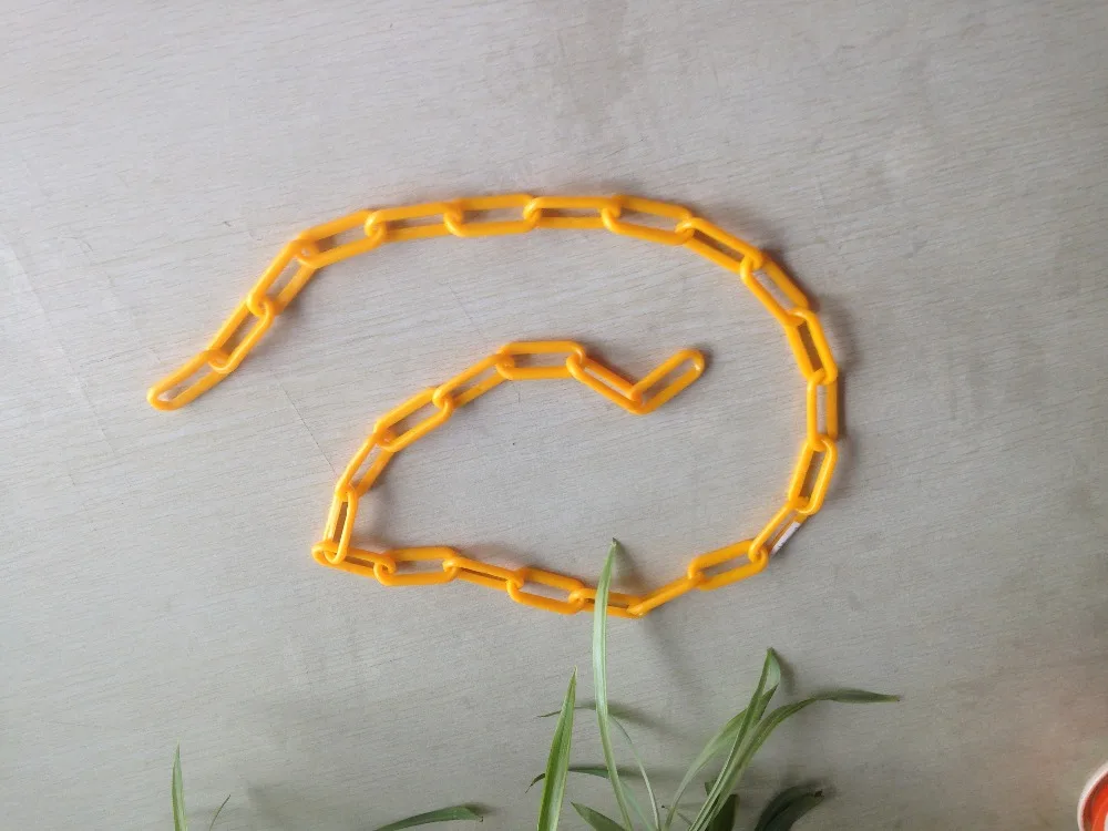 6mm 8mm red white green yellow black coloured traffic road safety plastic chain
