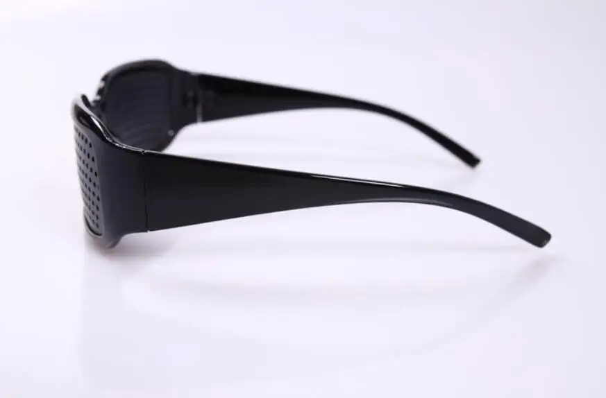 
Eyesight Improver Pinhole Glasses Vision Care Anti-fatigue Stenopeic Glasses 