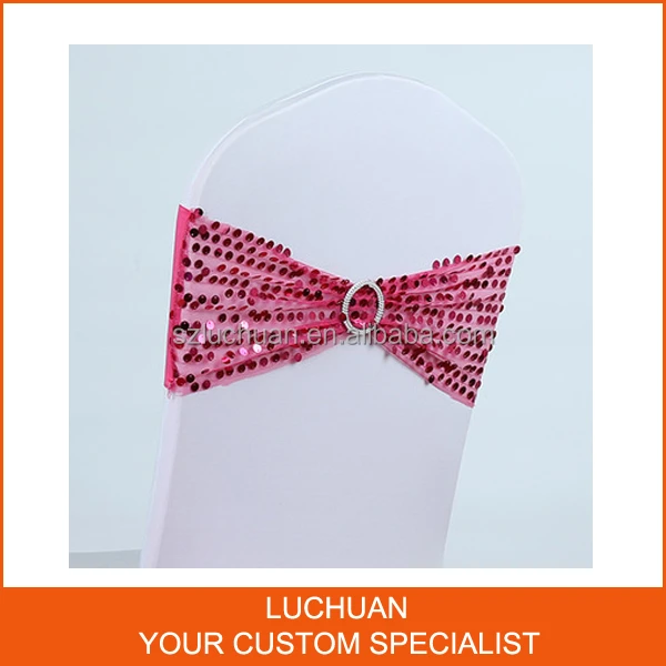 Чехол на стул с поясом и блестками