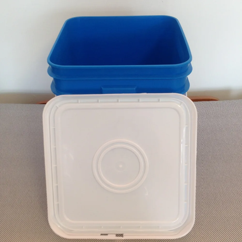 Factory directly supply 20 Litre Colored Square Plastic Paint Bucket with Lid