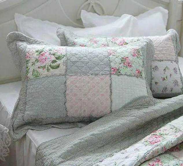 
Country Rose Patchwork Bedspread Quilt 