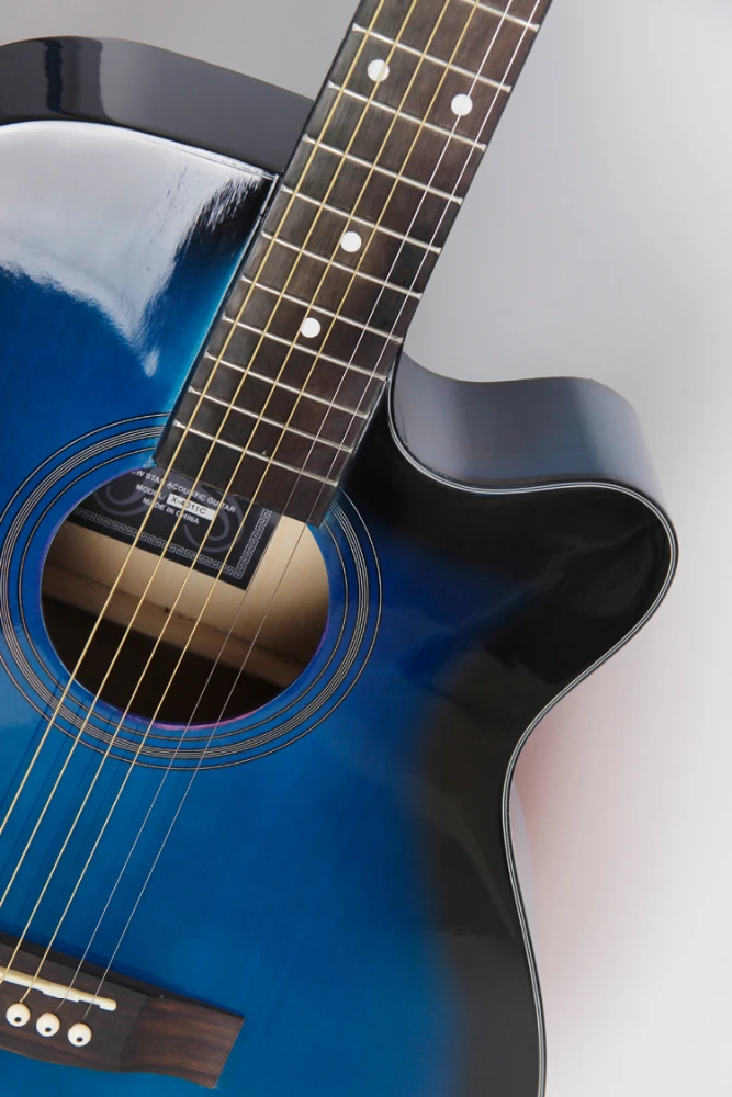 
40 inch cutaway acoustic guitar with linden body 