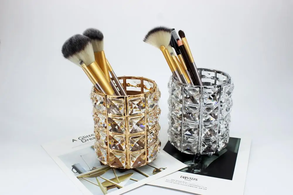 Crystal makeup brush holder Diamond Rhinestone Nail Art brush Rest case