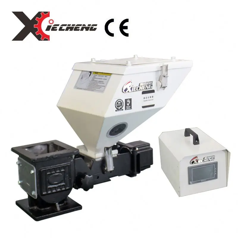 Две цветные пластиковые объемный дозатор для выдувные машины и doser машина в masterbath