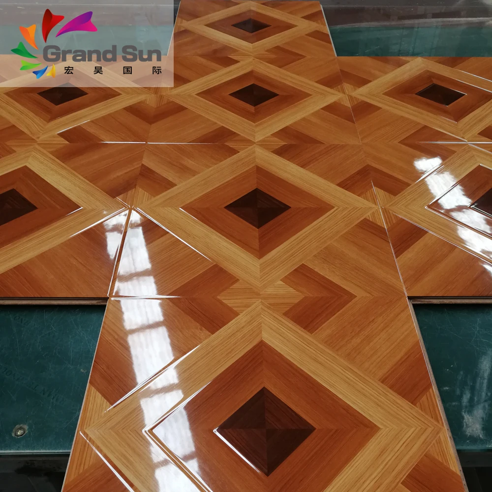 Factory direct high gloss parquet laminate flooring 10.5mm in Shandong