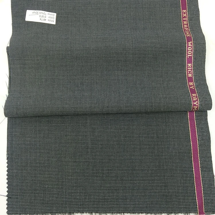 Superfine Wool Poly Woven Swallow Gird Fabric with selvage