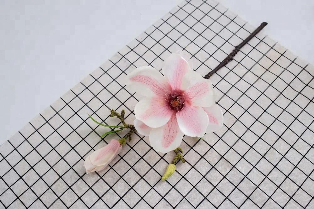 Wholesale cheap short faux silk colorful magnolia flowers artificial flowers for decoration
