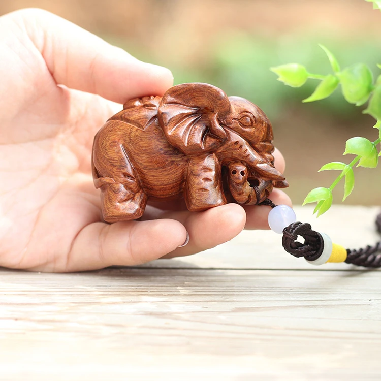 
2019 New Creative Handiwork Article Fine Carved Vivid Wood Elephant Handicraft 