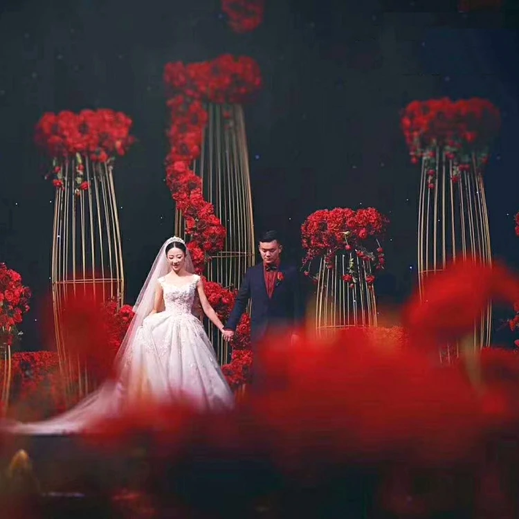 2019 latest stage background large Geometric pillar flower stand wedding ornaments