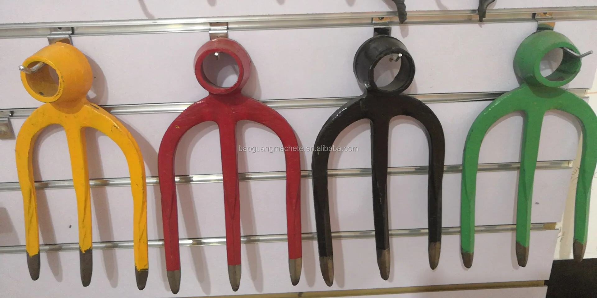 Factory Hot Sale Farming One-Piece Forged 3 Teeth Fork Hoe Farming Fork Hoe for Using