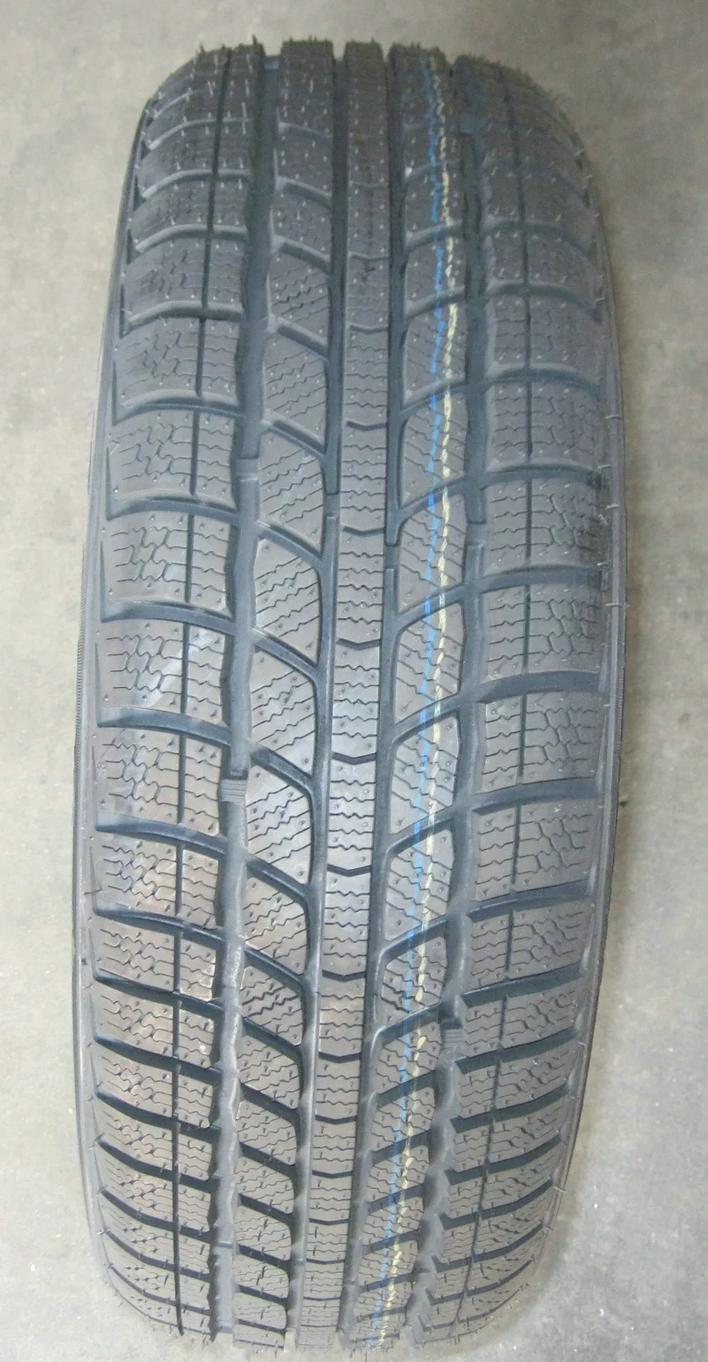 Snow TYRE 185/60r14 Shuangwang tyre factory produce in bottom PRICE