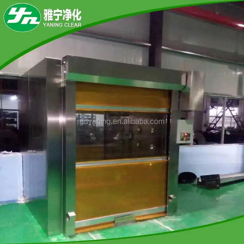 Cargo air shower with PVC fast shutter door