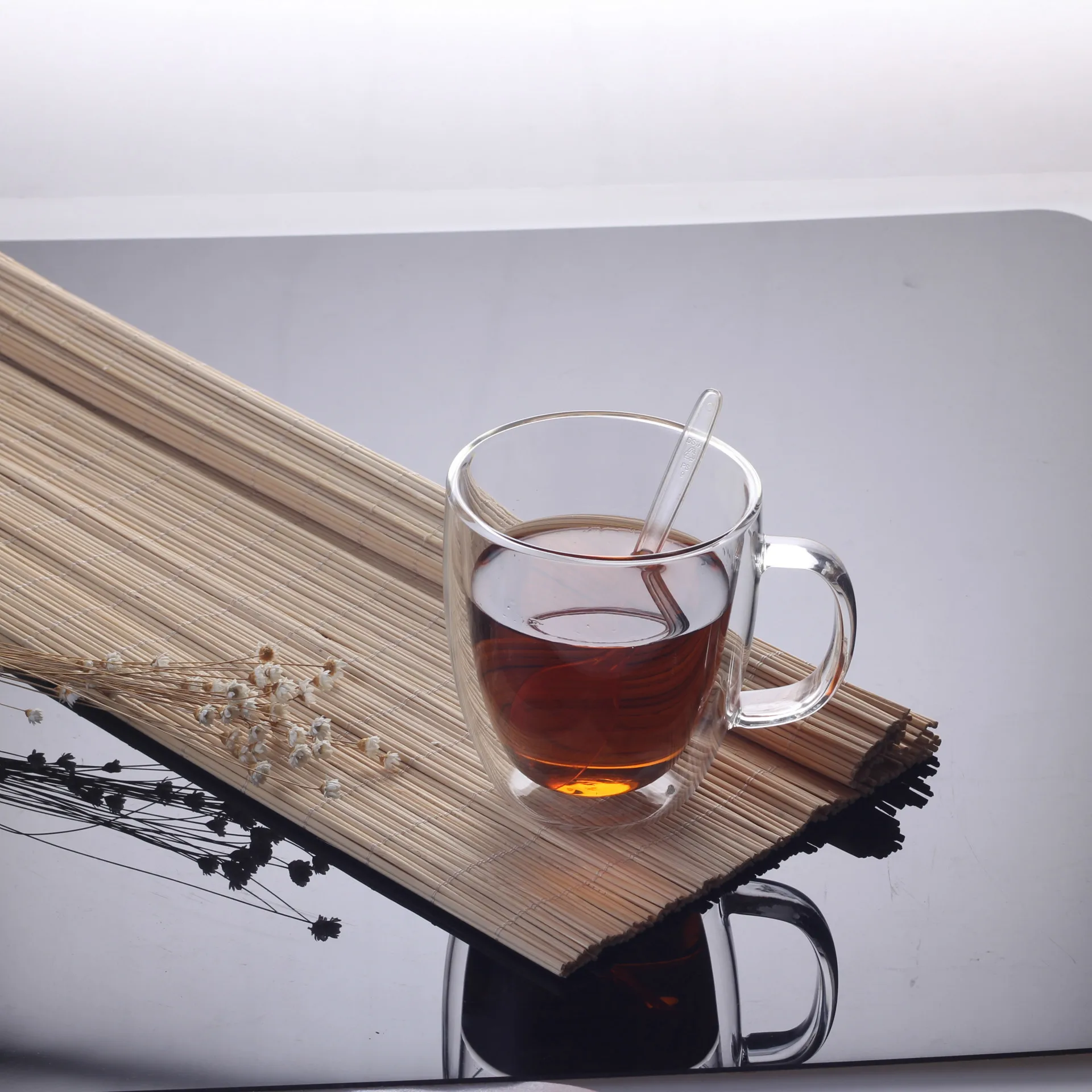 restaurant recycled borosilicate cup double wall glass mug with lid