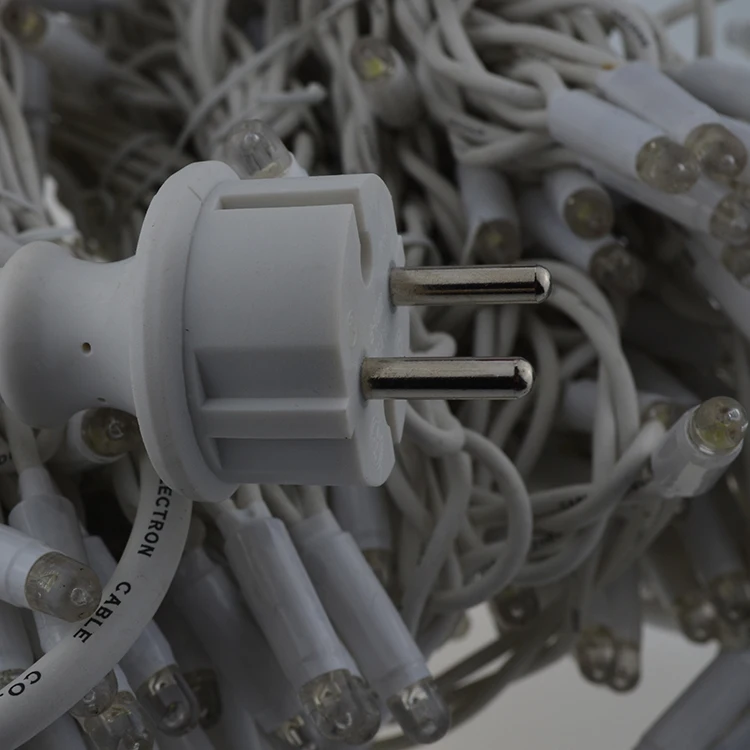 outdoor Waterproof led string lights rubber line rgb multi color 31v curtain string LED light icicle for a wall