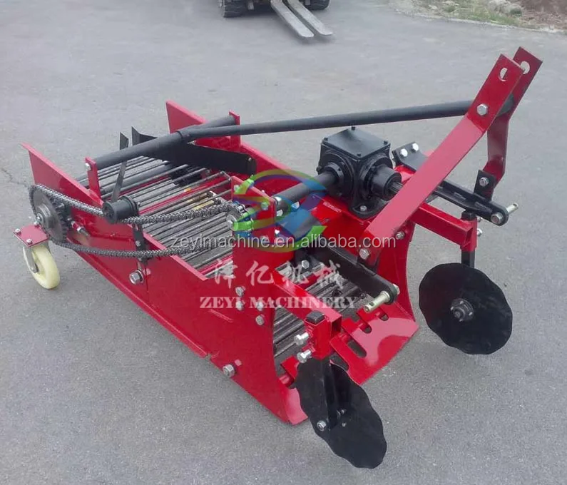 Mini tractor potato harvester Onion harvester for sale