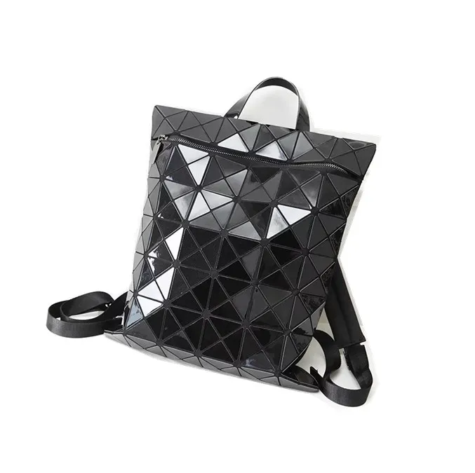 2022 New fashion lattice pattern glossy girls back pack bag waterproof backpack women