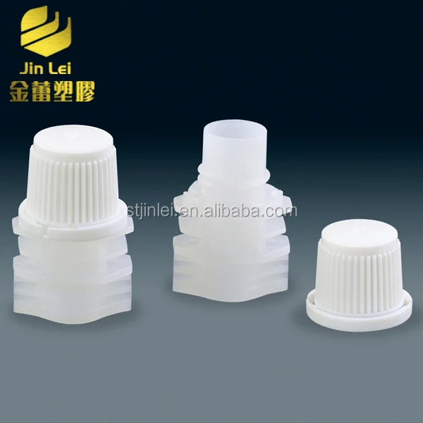 Пластиковый носик и крышка для соевого молока