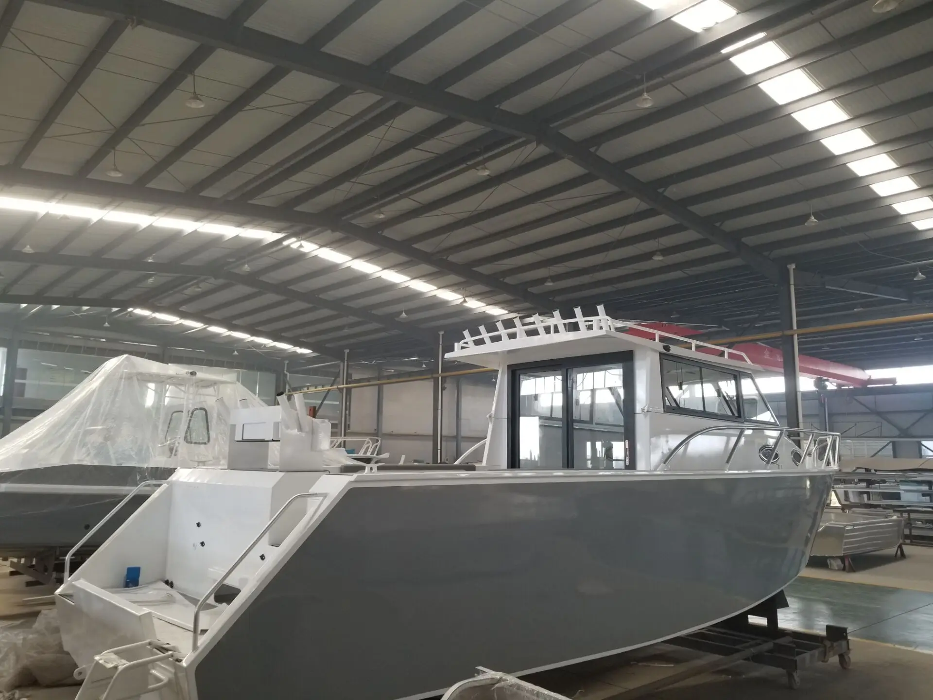 Yacht lifestyle 9.0m cabin hard top with fully enclosed windscreen Aluminium speed boat