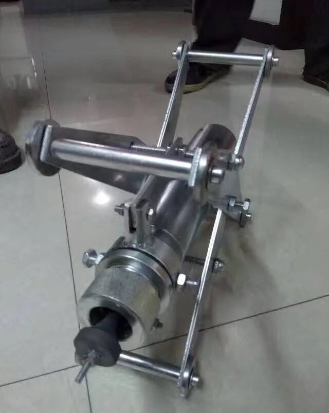 Portable small sand blasting machine manufacturer for inner pipe wall cleaning sandblaster