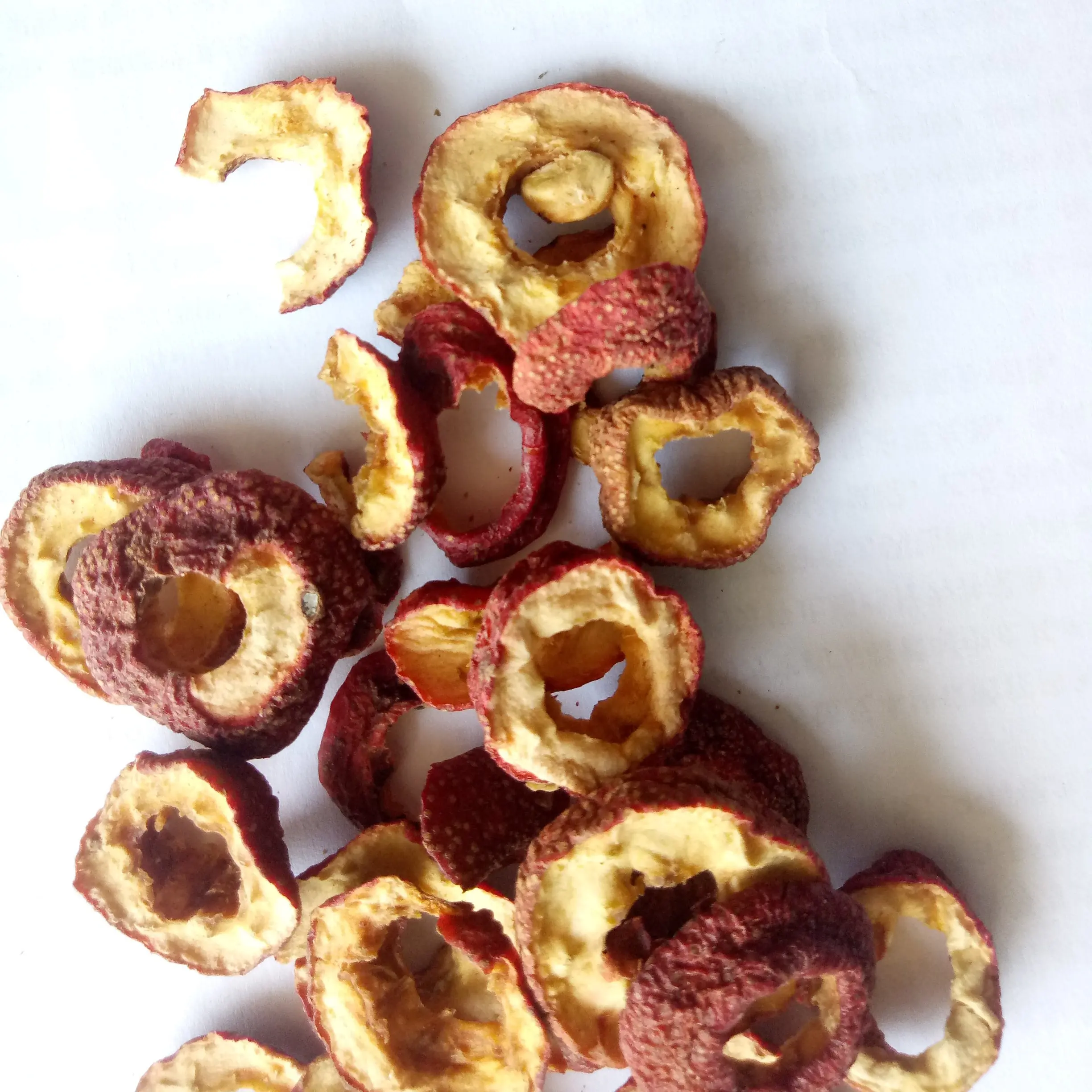 Натуральные высококачественные ягоды необработанной моногины, сушеные нарезанные Боярышники, фрукты на продажу