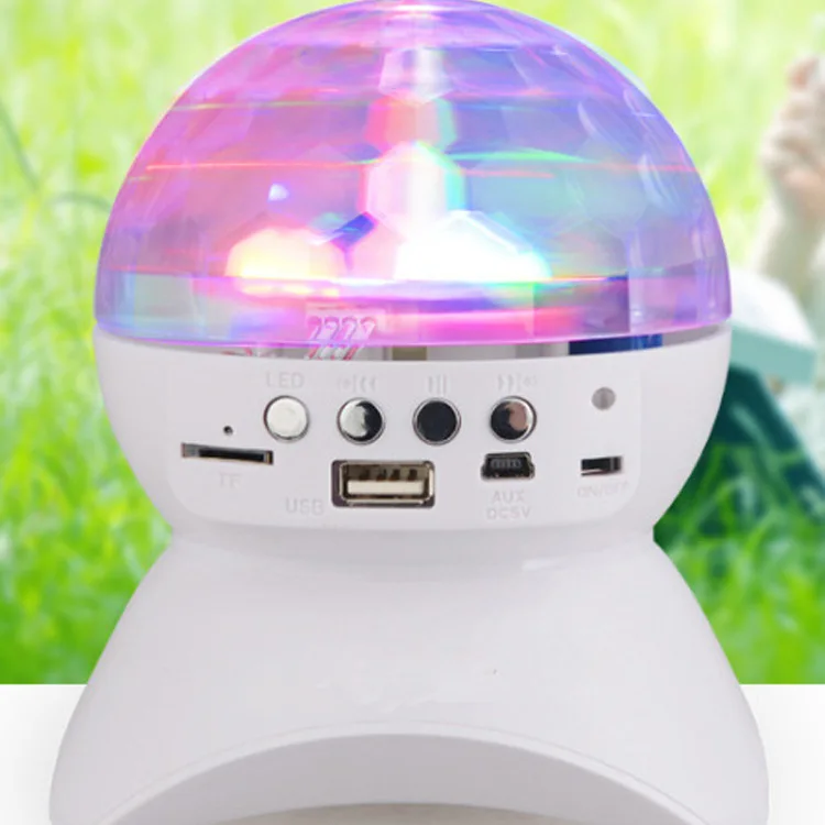 Портативный беспроводной динамик для дискотеки со встроенным хрустальным шариком и цветным светодиодным сценическим