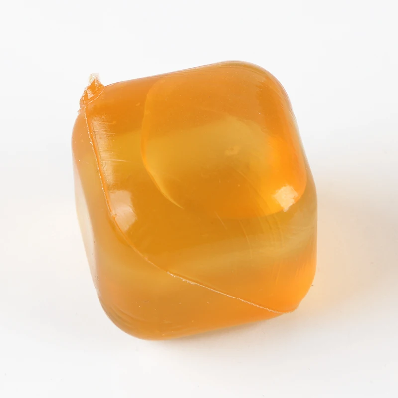 2.5cm Plastic Reusable Square Shape Ice Cube