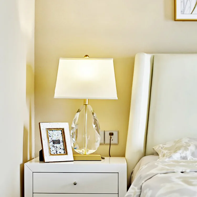 modern american simple heart-shaped waterdrop K9 crystal table lamp for bedroom reading bedside lamp