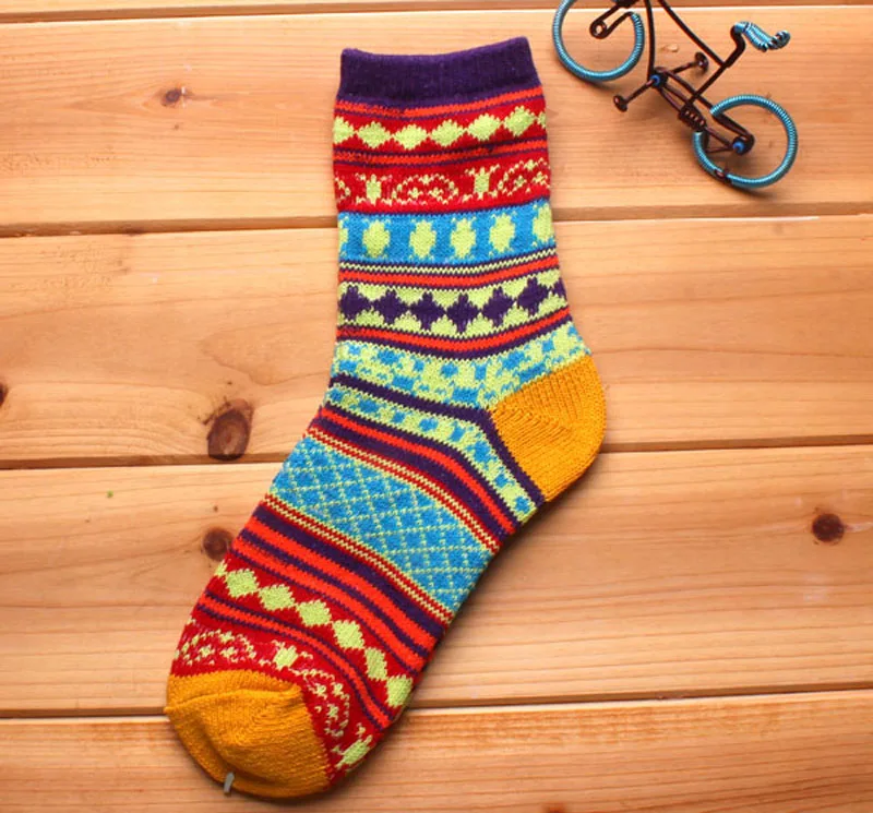 Custom design stripe colorful wool socks women