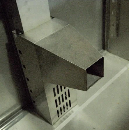 Commercial Fan Cooling Pizza Worktable Bench Display Refrigerator For Restaurant