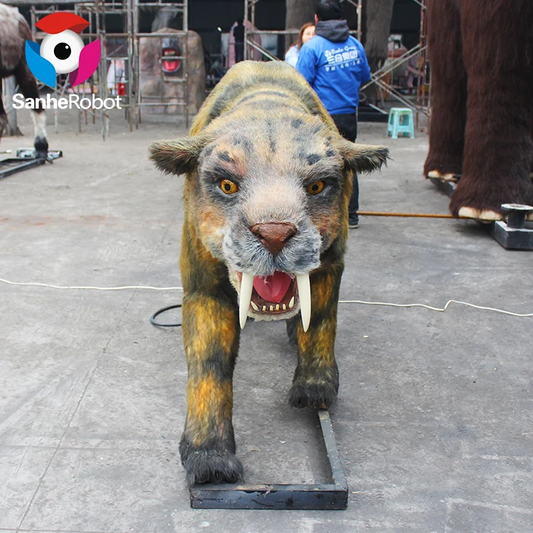 Artificial Lifesize Animatronic Saber-toothed Tiger